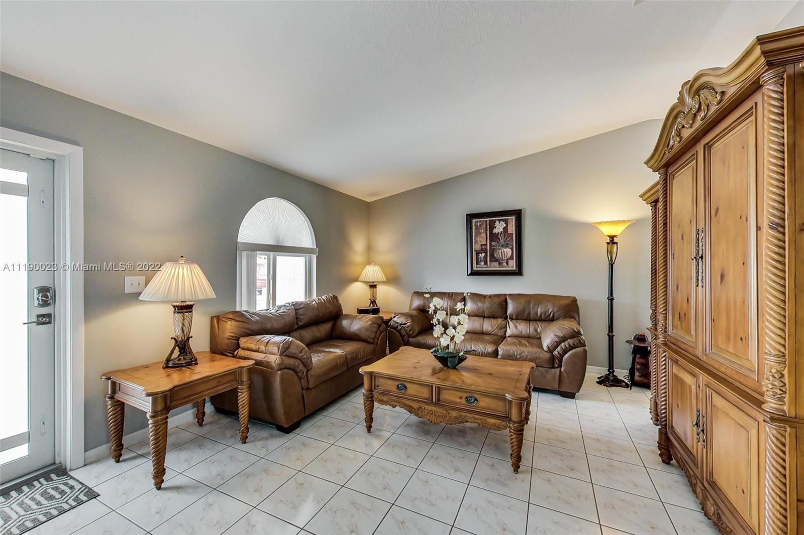 MAJESTIC ESTATES 1ST ADDN - Residential