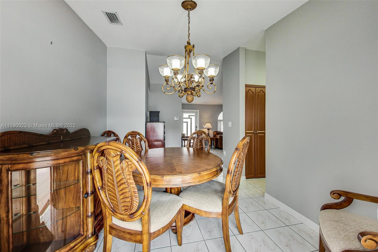 MAJESTIC ESTATES 1ST ADDN - Residential
