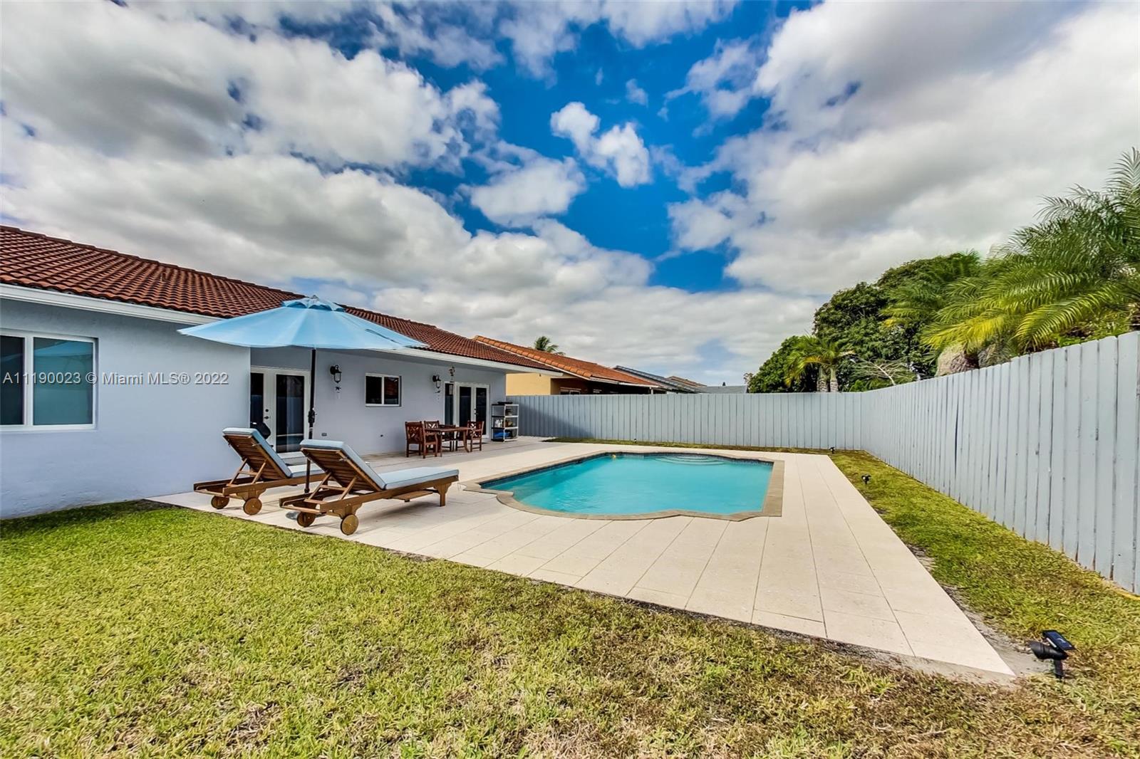 MAJESTIC ESTATES 1ST ADDN - Residential
