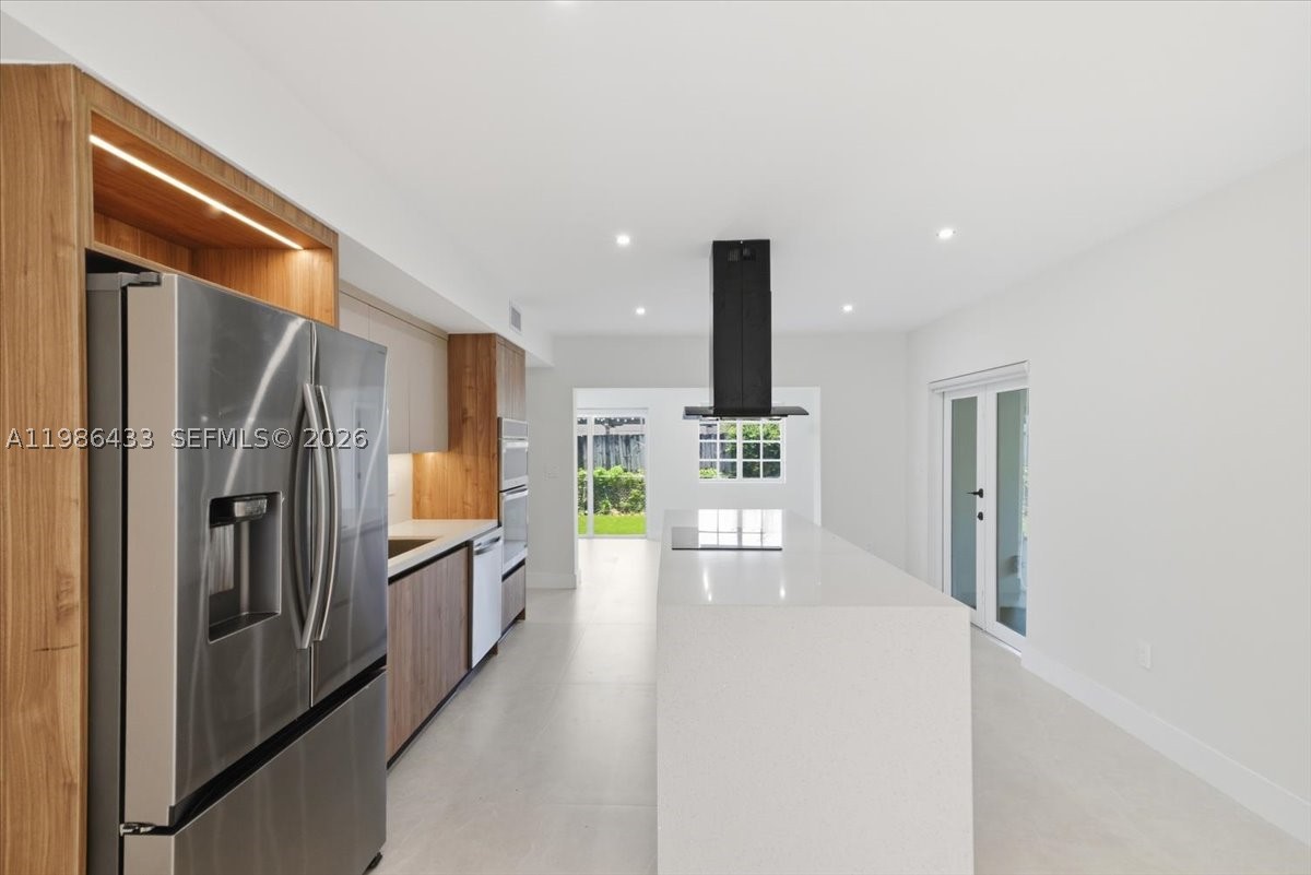 W MIAMI SHORES SEC B - Residential