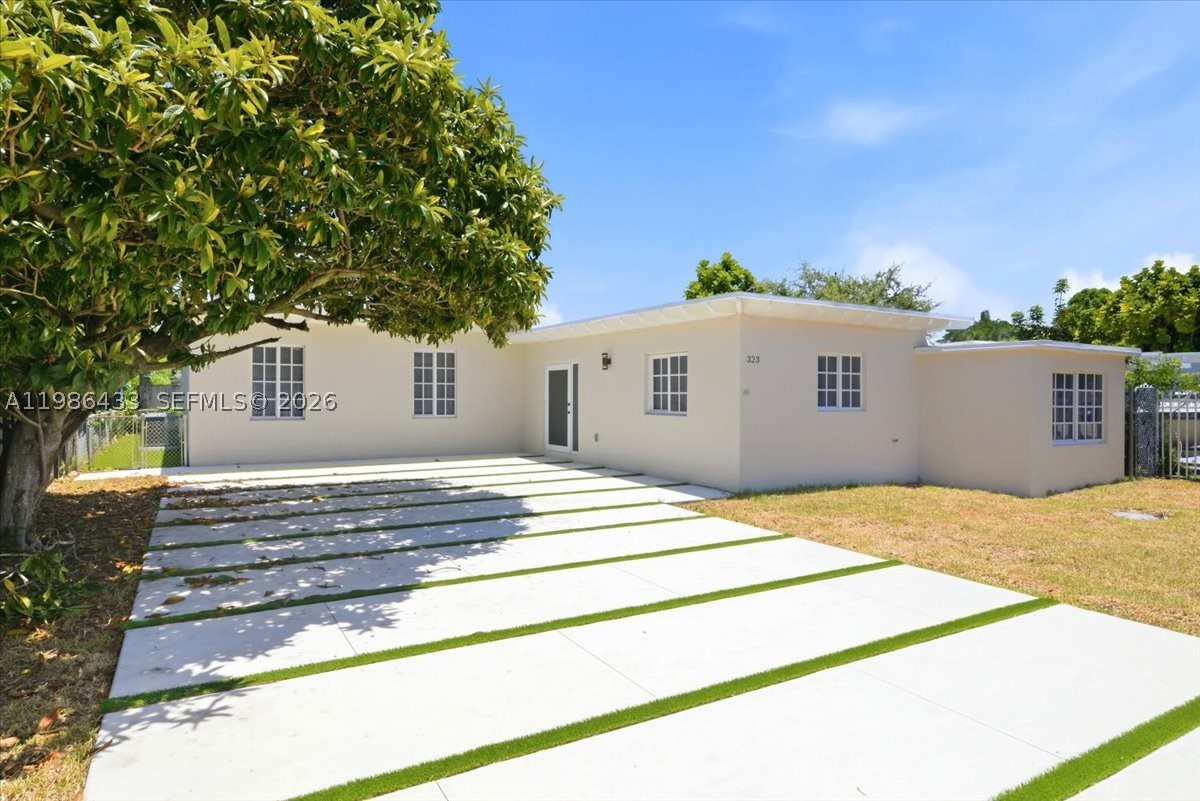 W MIAMI SHORES SEC B - Residential