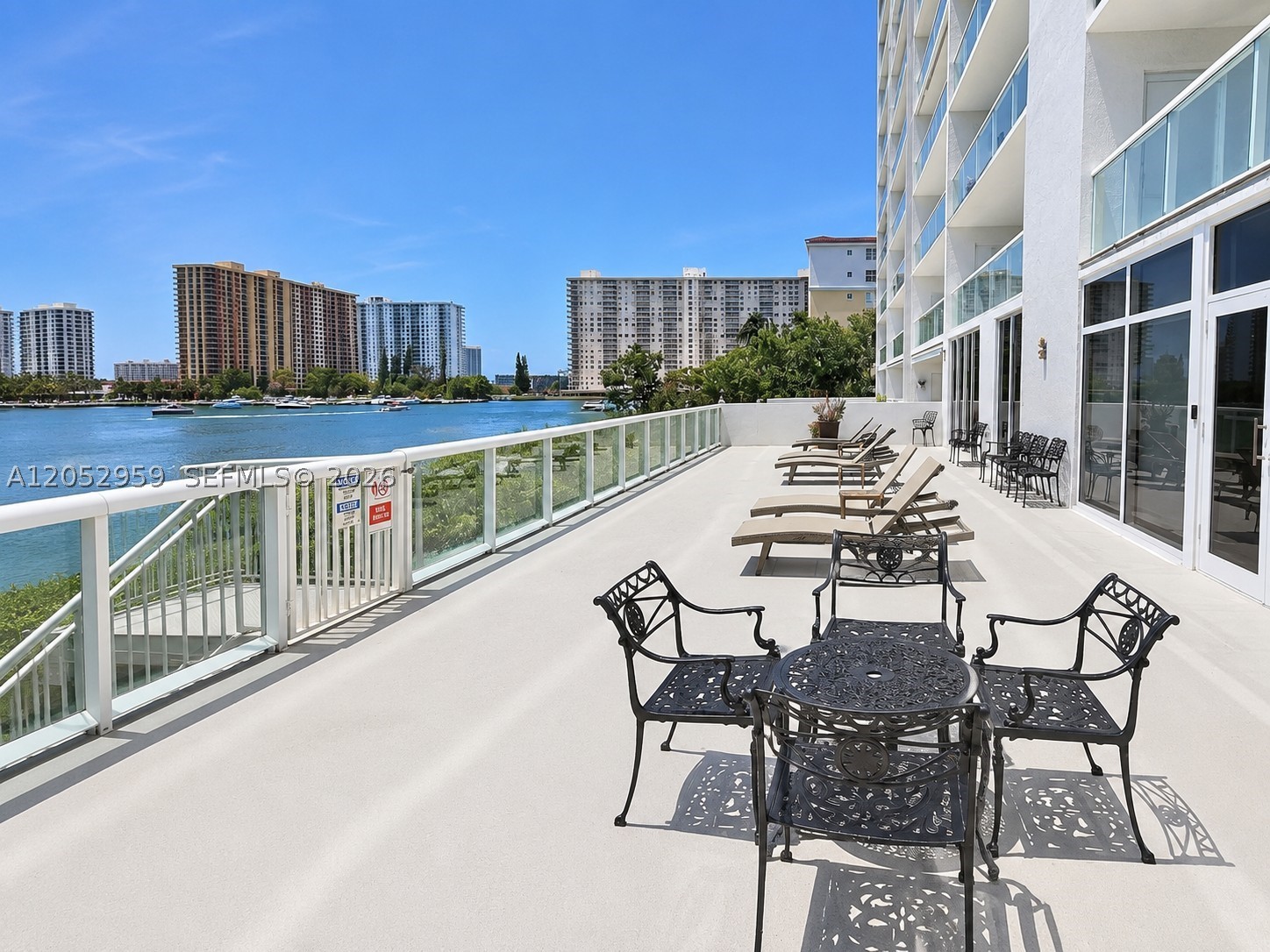 GOLDEN BAY CLUB CONDO - Residential Lease