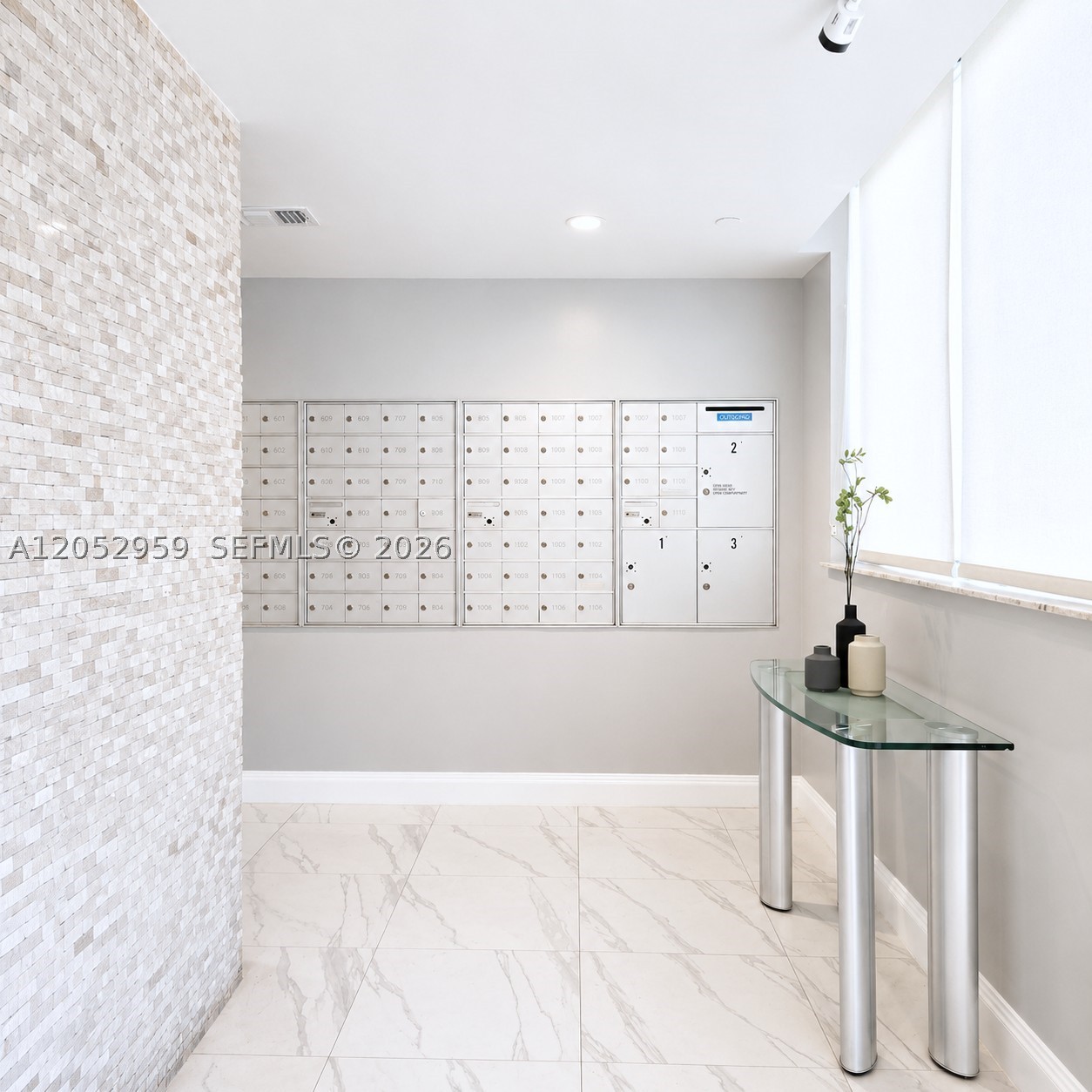 GOLDEN BAY CLUB CONDO - Residential Lease