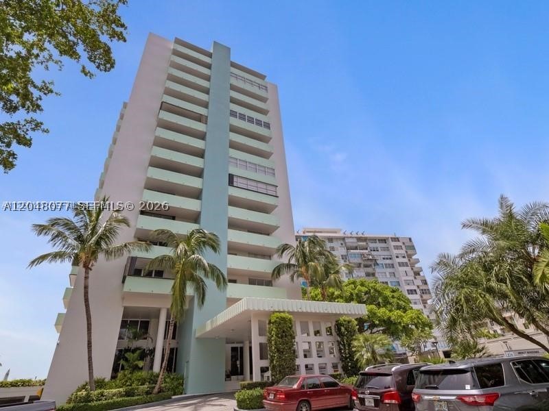ISLAND TERRACE CONDO - Residential