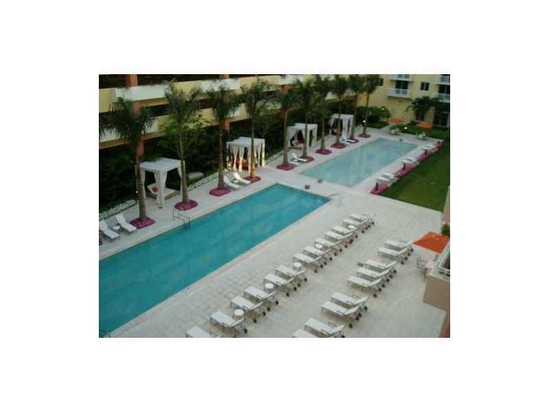 VENTURE AT AVENTURA EAST - Residential Lease