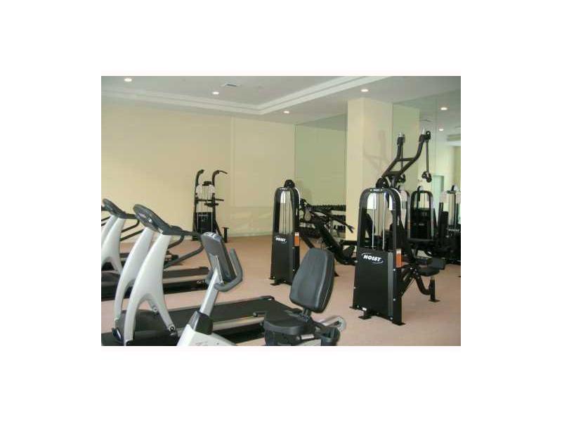 VENTURE AT AVENTURA EAST - Residential Lease