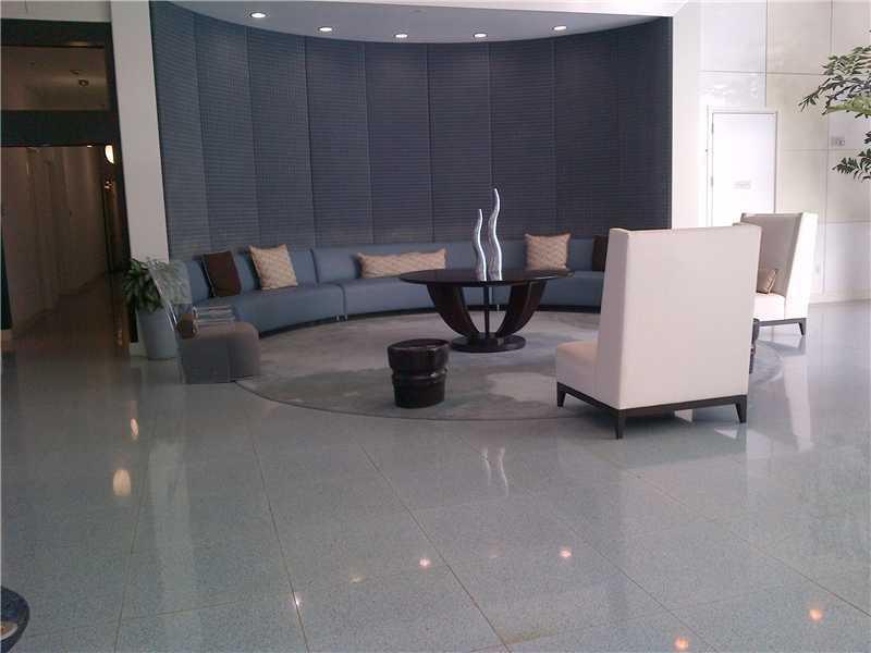 VENTURE AT AVENTURA EAST - Residential Lease