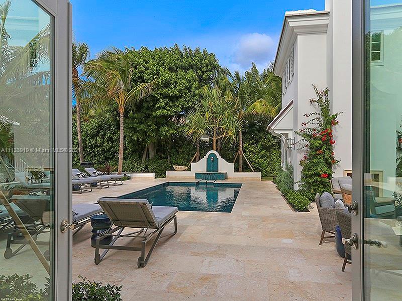 JUPITER ISLAND - Residential