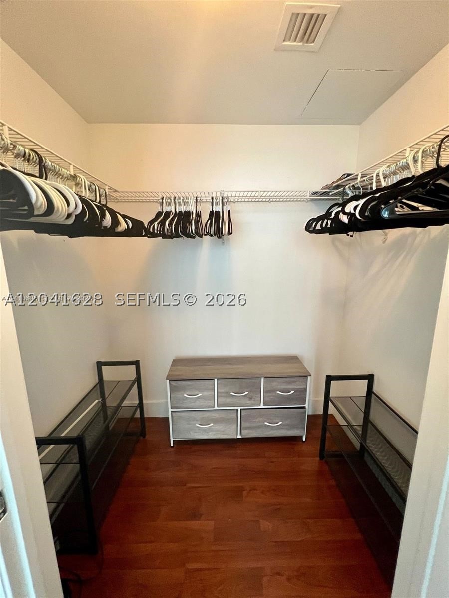 500 BRICKELL EAST CONDO - Residential