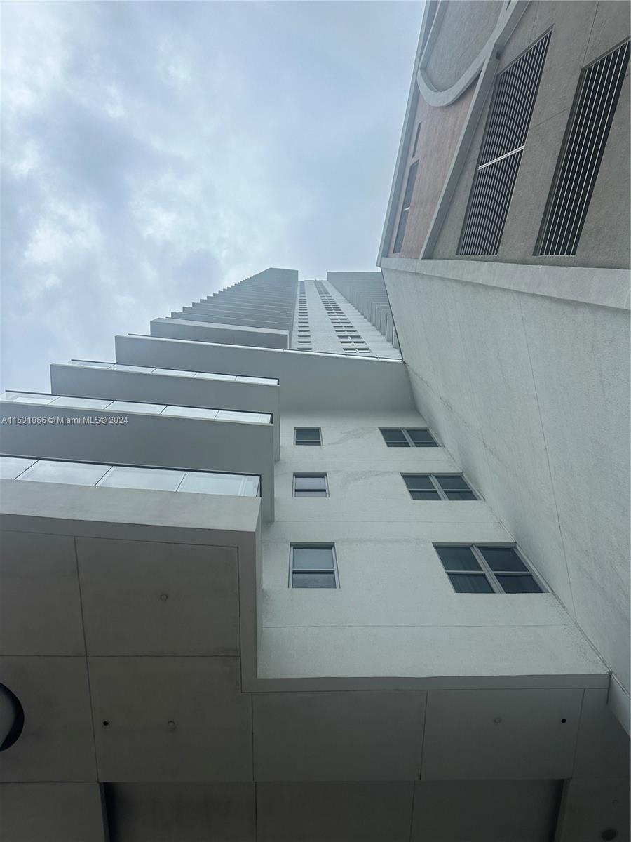 4010 SOUTH OCEAN CONDO - Residential