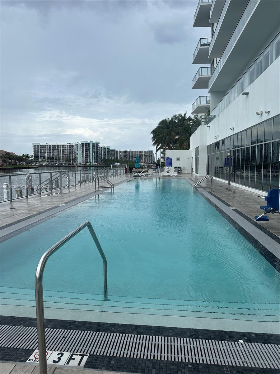4010 SOUTH OCEAN CONDO - Residential
