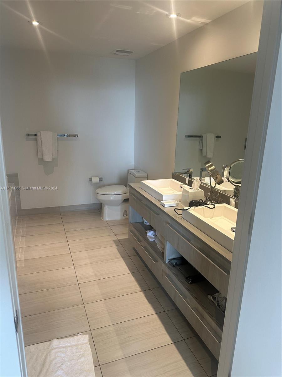 4010 SOUTH OCEAN CONDO - Residential