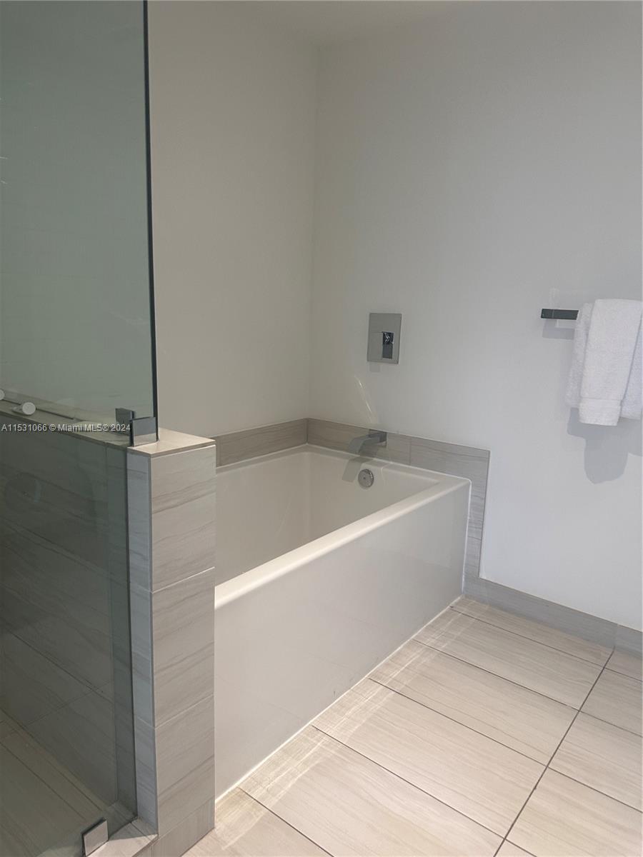 4010 SOUTH OCEAN CONDO - Residential