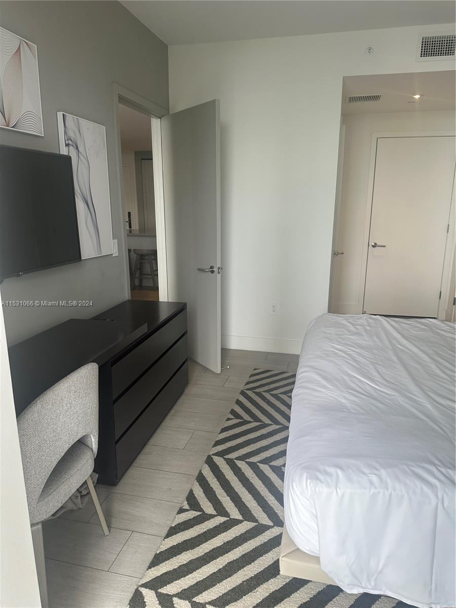 4010 SOUTH OCEAN CONDO - Residential