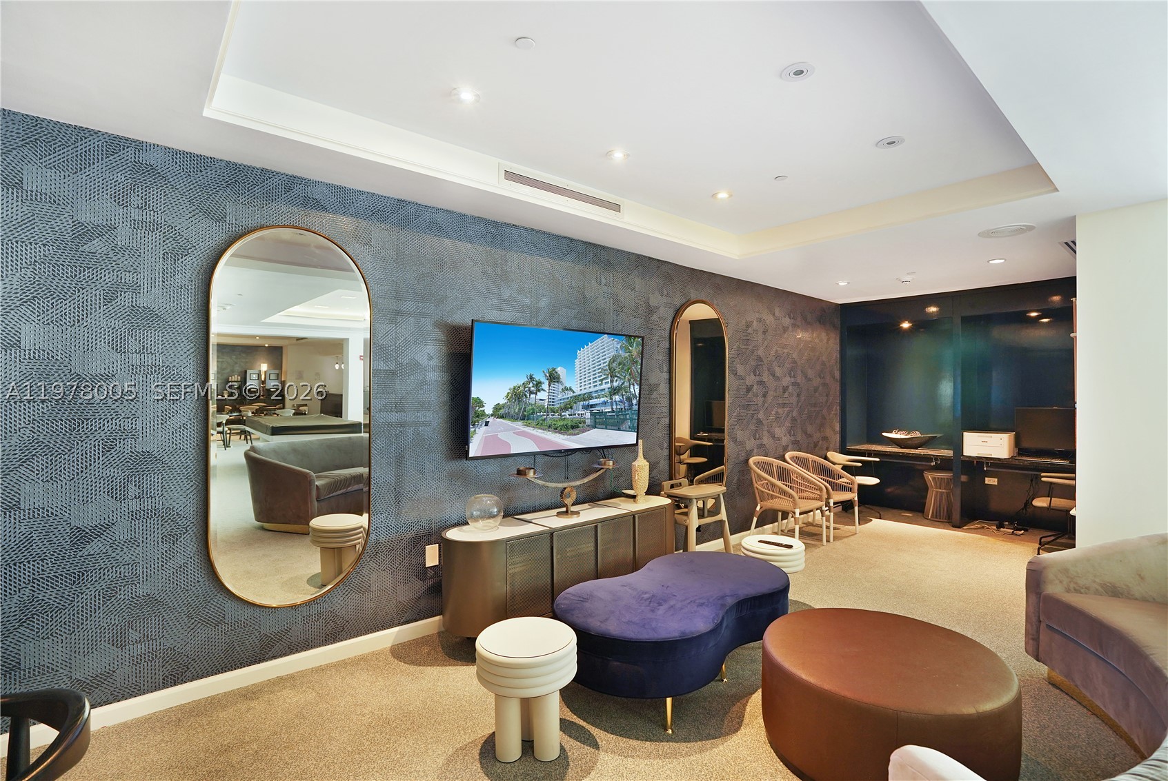 FONTAINEBLEAU III - Residential