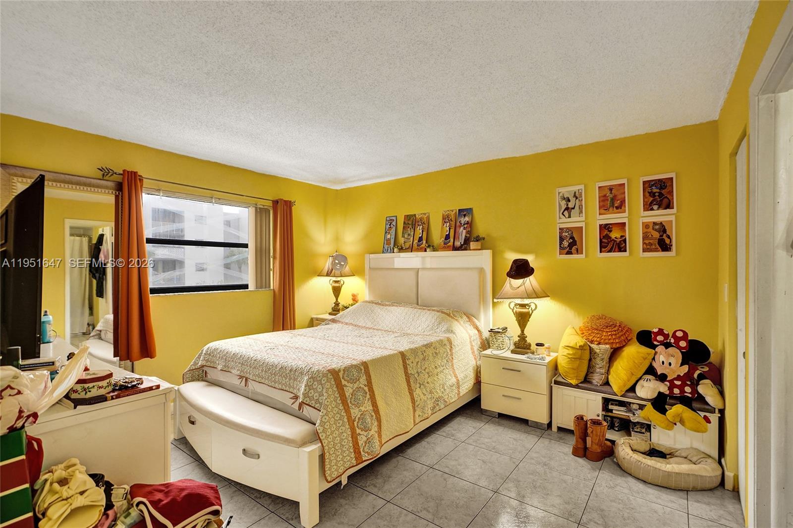 FONTAINEBLEAU GARDENS CON - Residential