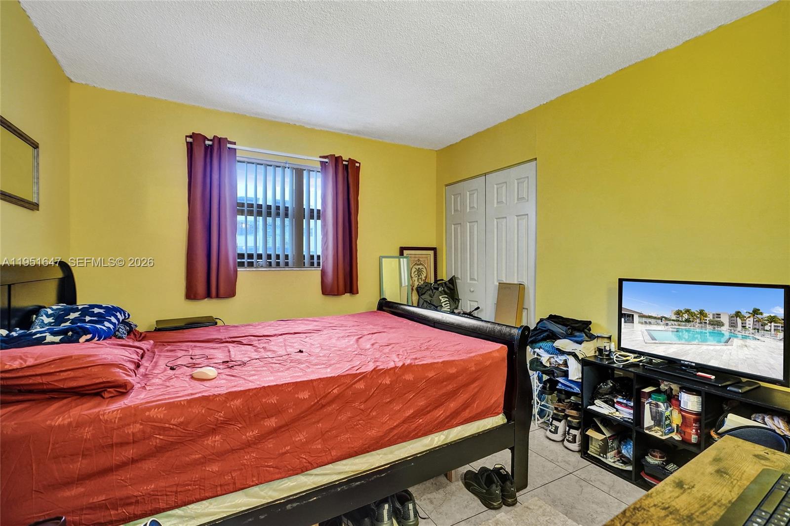 FONTAINEBLEAU GARDENS CON - Residential