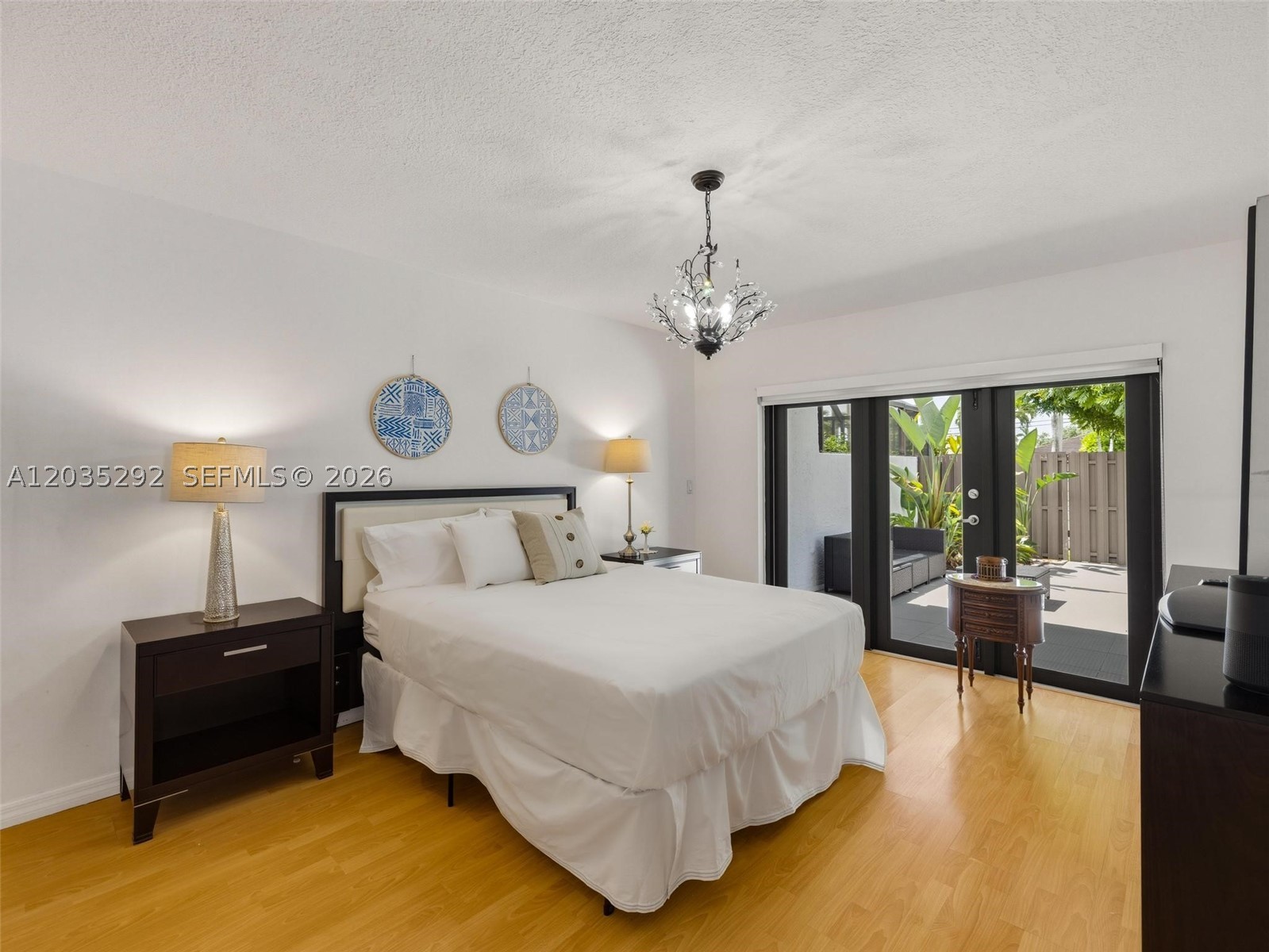 KINGS COURT WEST - Residential Lease