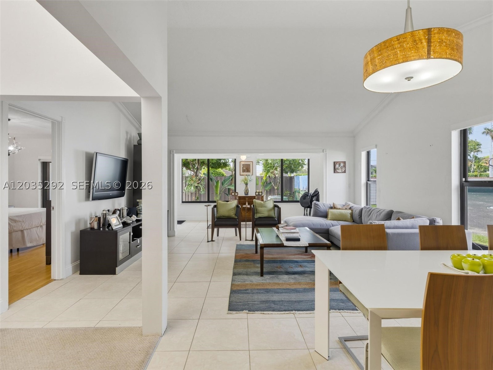 KINGS COURT WEST - Residential Lease