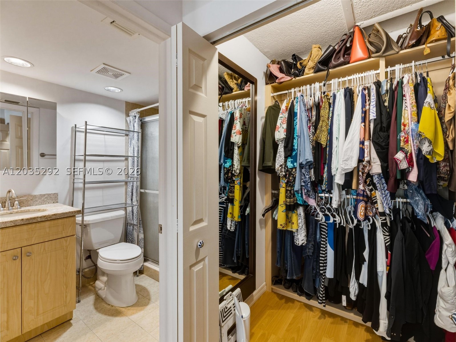 KINGS COURT WEST - Residential Lease