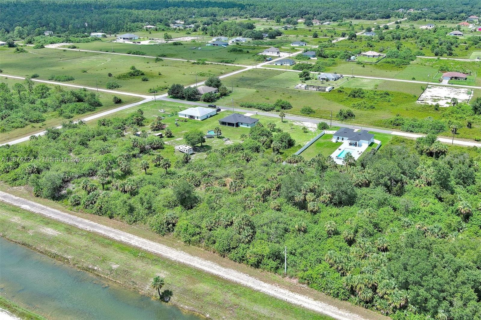 LEHIGH ACRES - Land