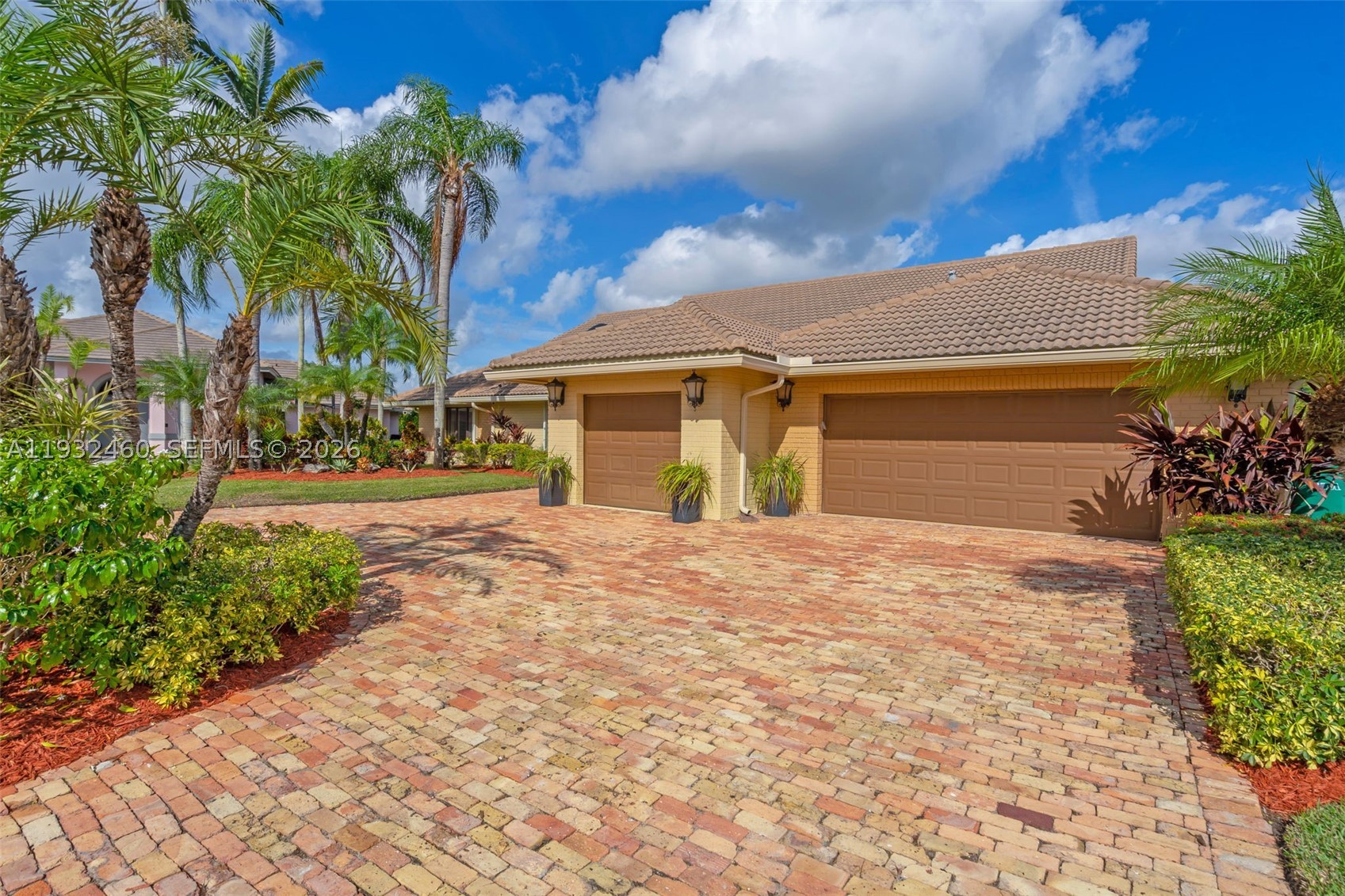 WOODMONT TRACT 62 - Residential