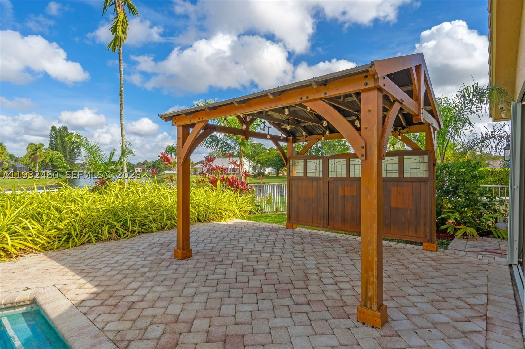 WOODMONT TRACT 62 - Residential