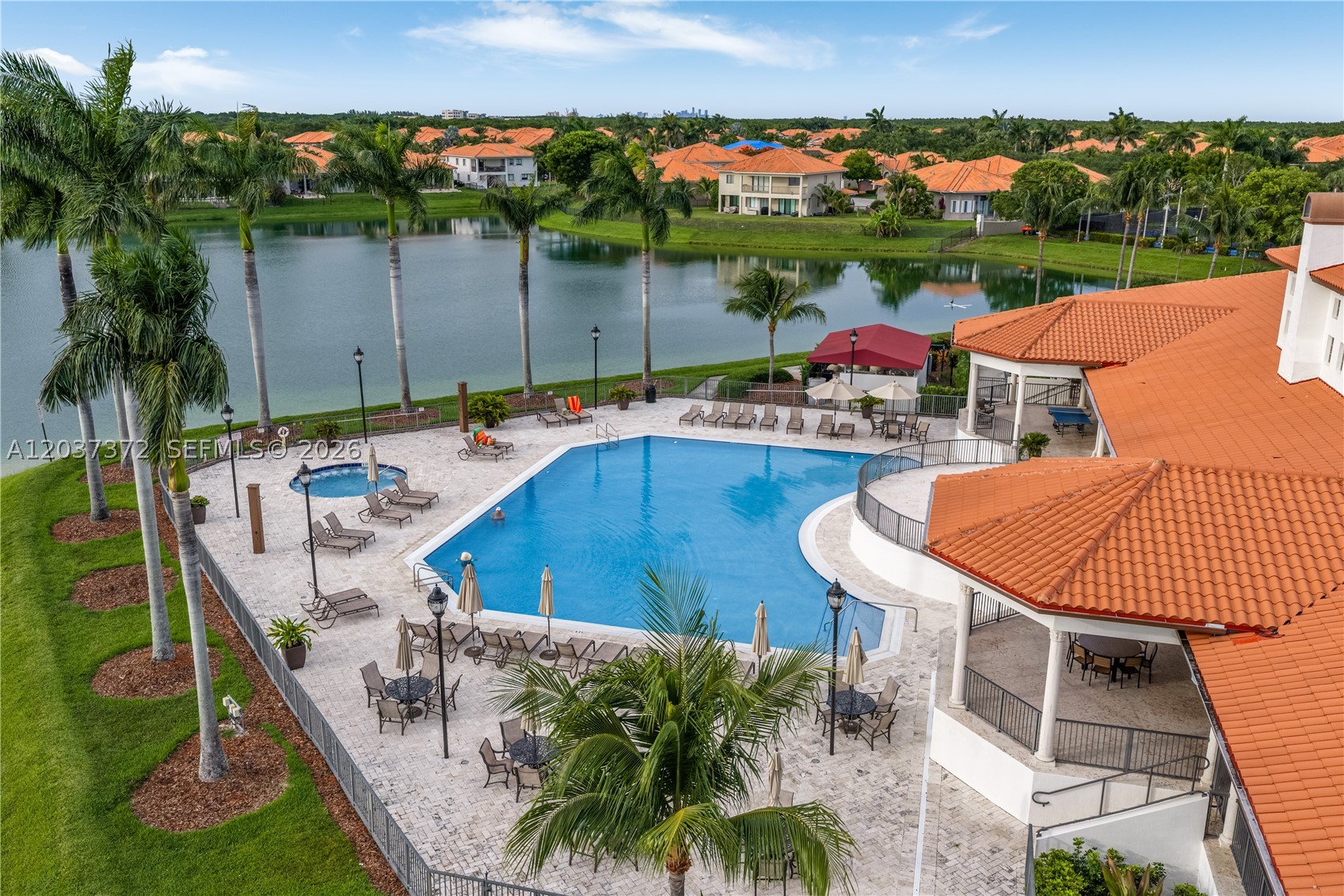 CUTLER CAY - Residential