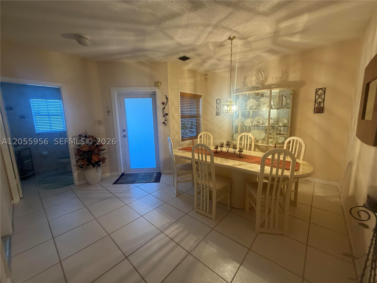 PEMBROKE SHORES 157-22 B - Residential