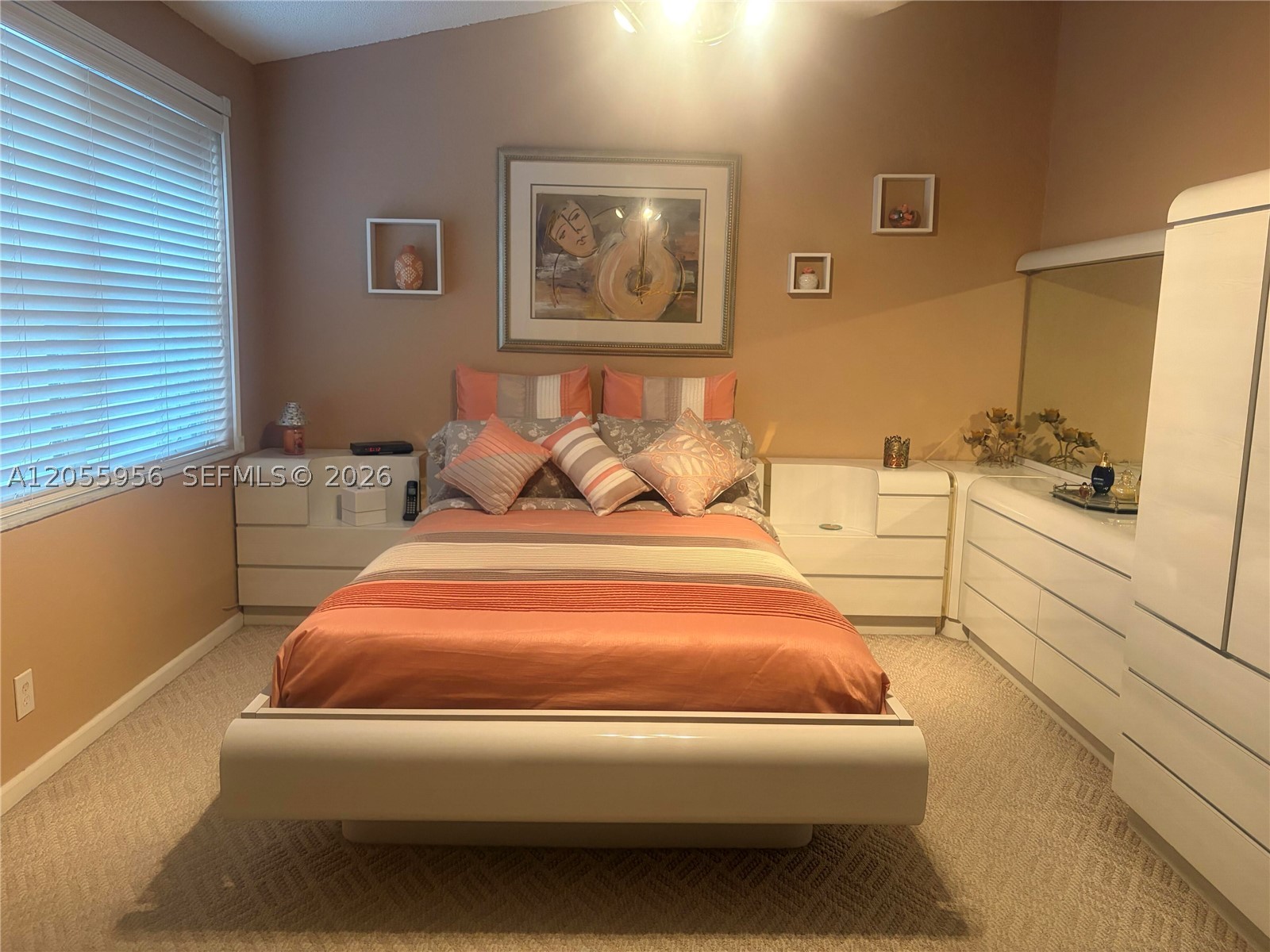 PEMBROKE SHORES 157-22 B - Residential