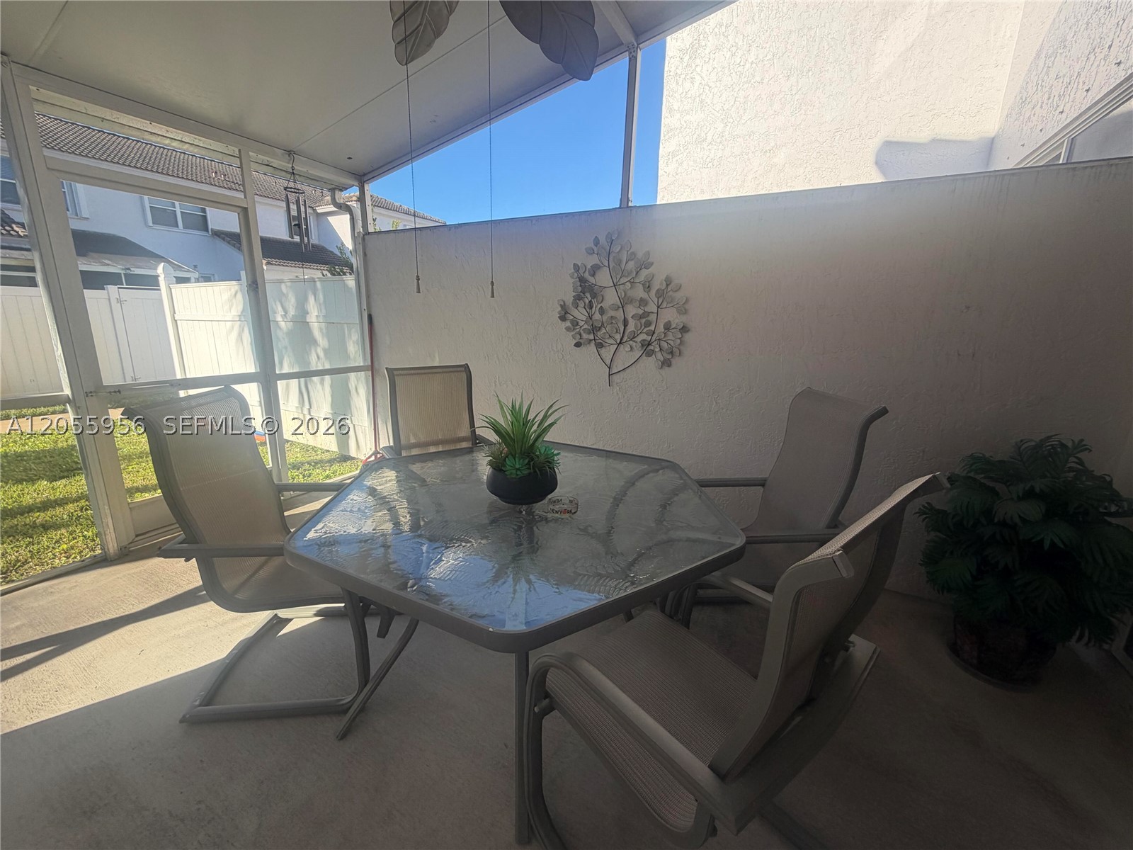 PEMBROKE SHORES 157-22 B - Residential