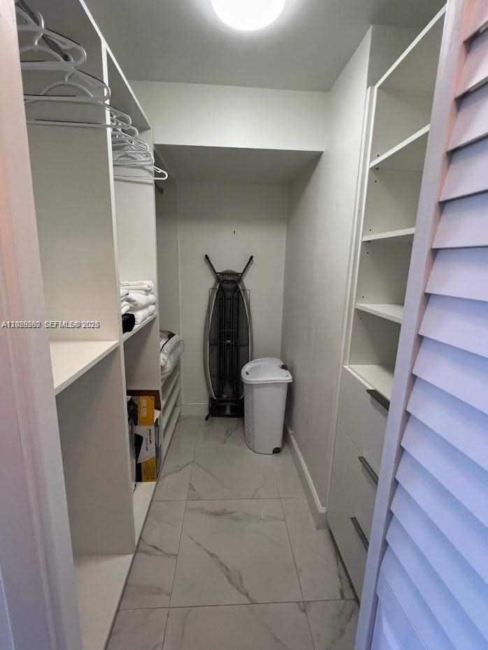 OLYMPUS CONDO PHASE - Residential Lease