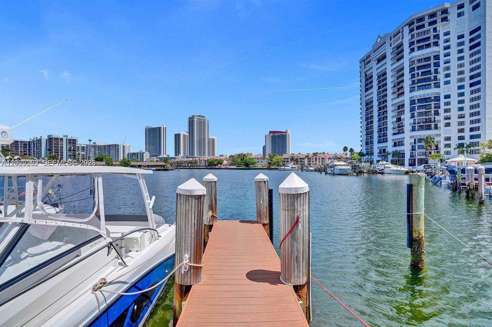 OLYMPUS CONDO PHASE - Residential Lease