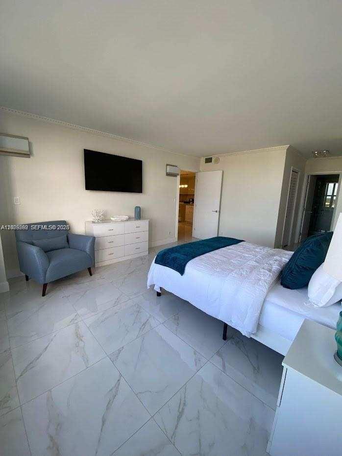 OLYMPUS CONDO PHASE - Residential Lease