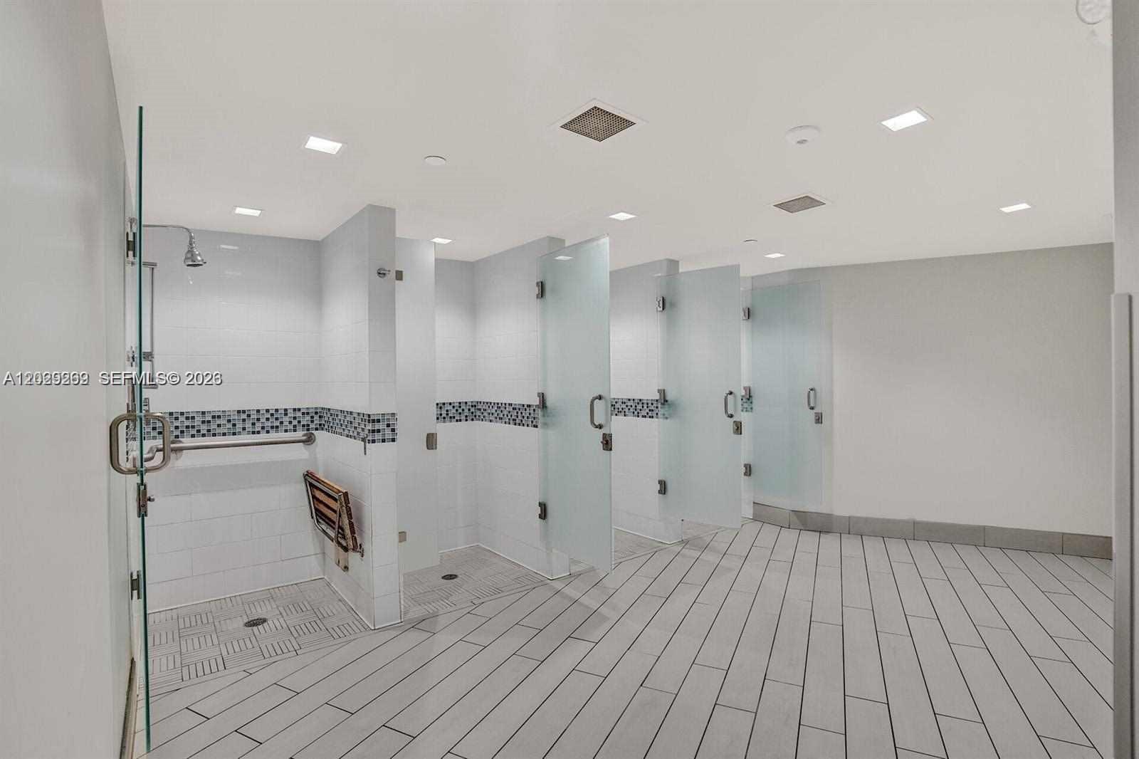 OLYMPUS CONDO PHASE - Residential Lease