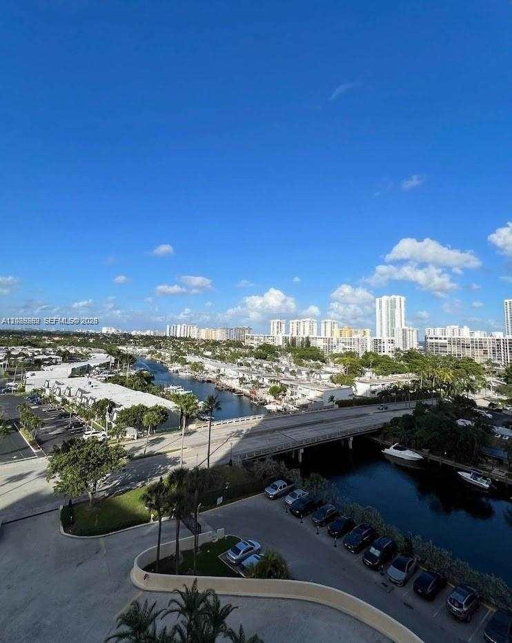 OLYMPUS CONDO PHASE - Residential Lease