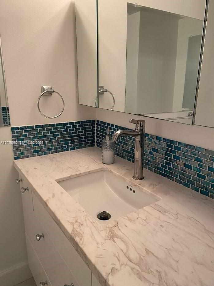 OLYMPUS CONDO PHASE - Residential Lease