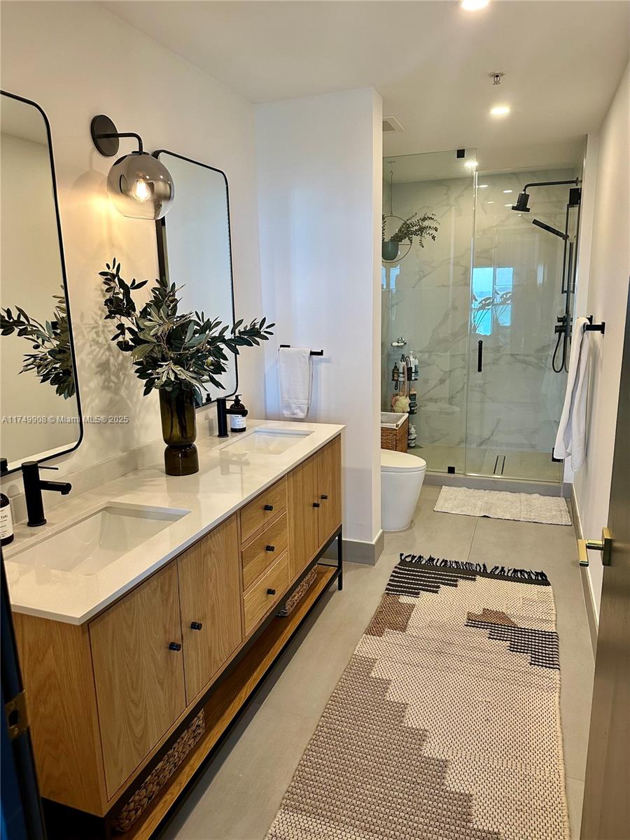FOUR MIDTOWN MIAMI CONDO - Residential Lease