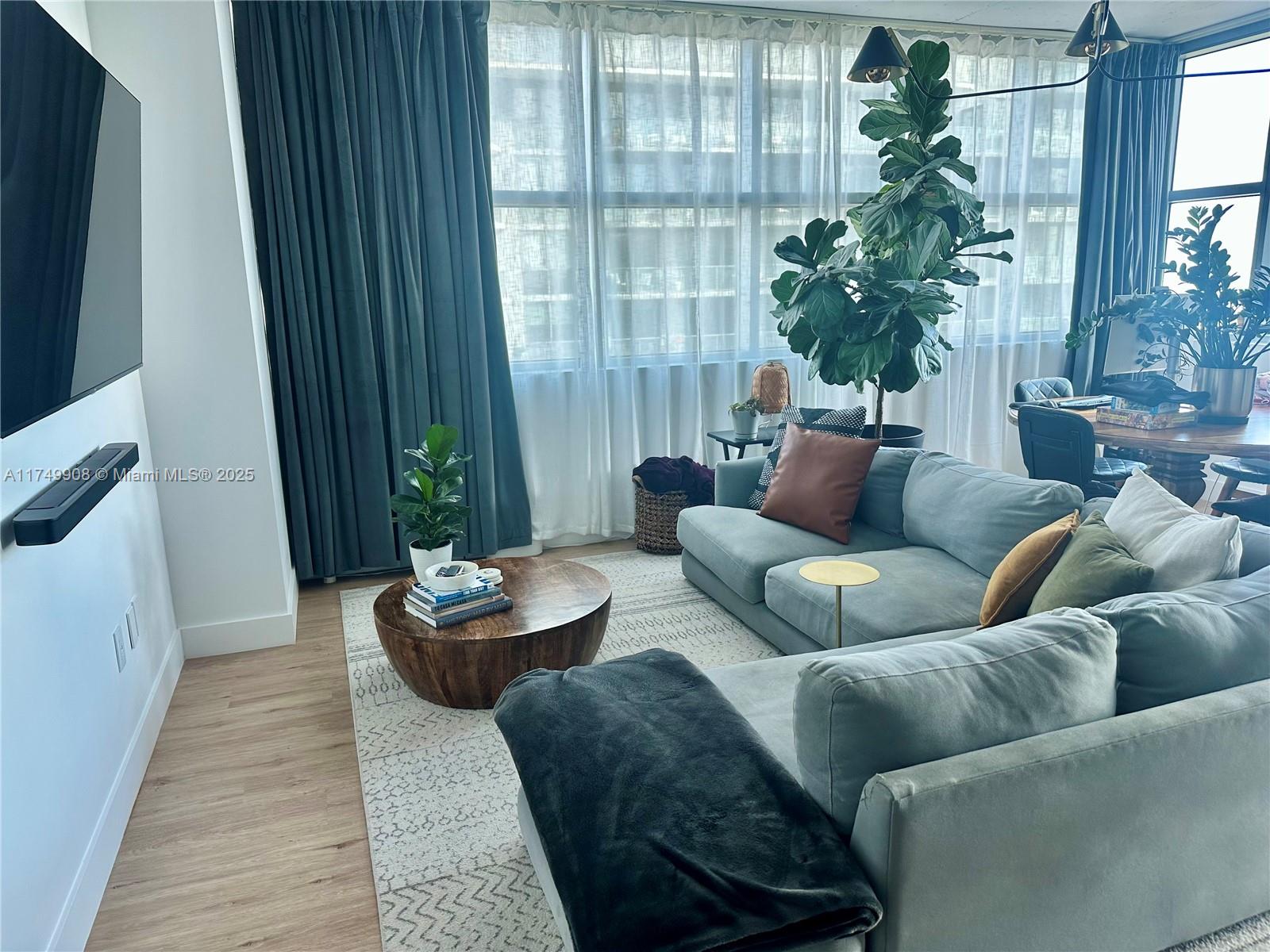 FOUR MIDTOWN MIAMI CONDO - Residential Lease