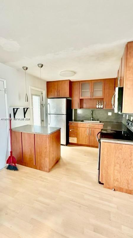 LIDO BAY - Residential