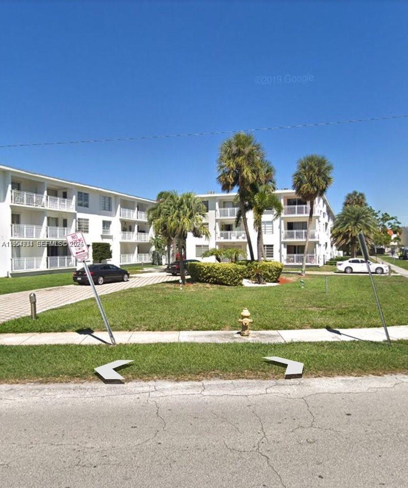 LIDO BAY - Residential
