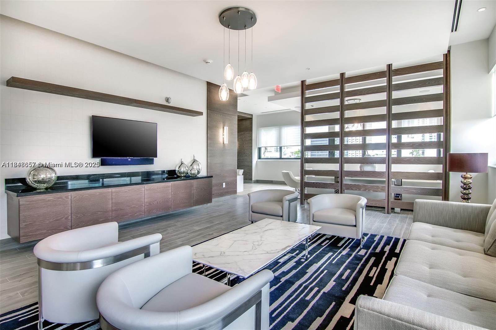 NINE AT MARY BRICKELL VIL - Residential