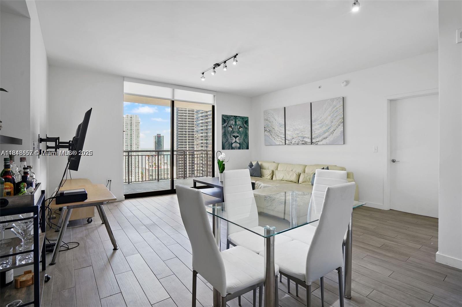 NINE AT MARY BRICKELL VIL - Residential