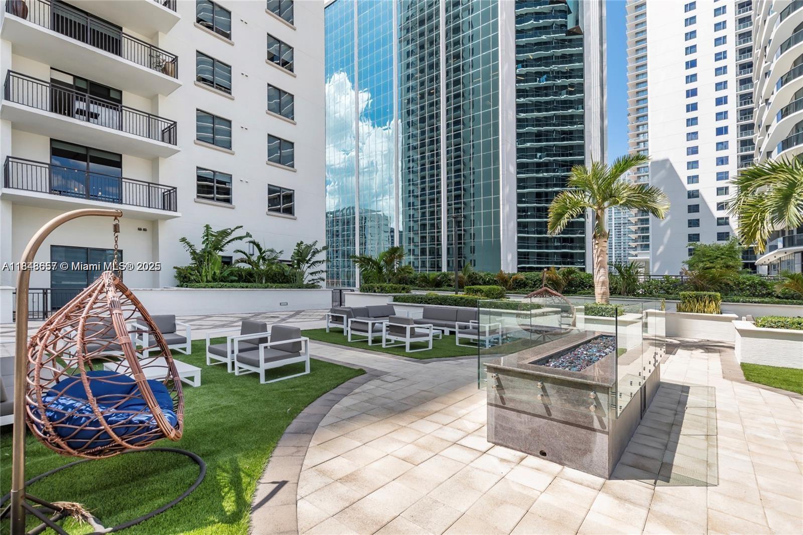NINE AT MARY BRICKELL VIL - Residential