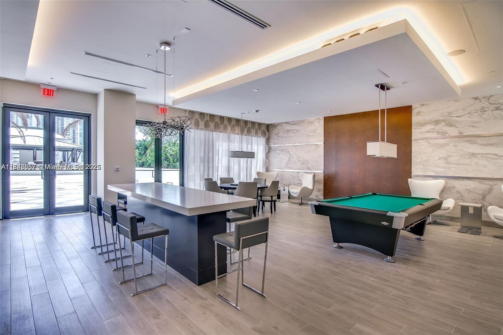 NINE AT MARY BRICKELL VIL - Residential