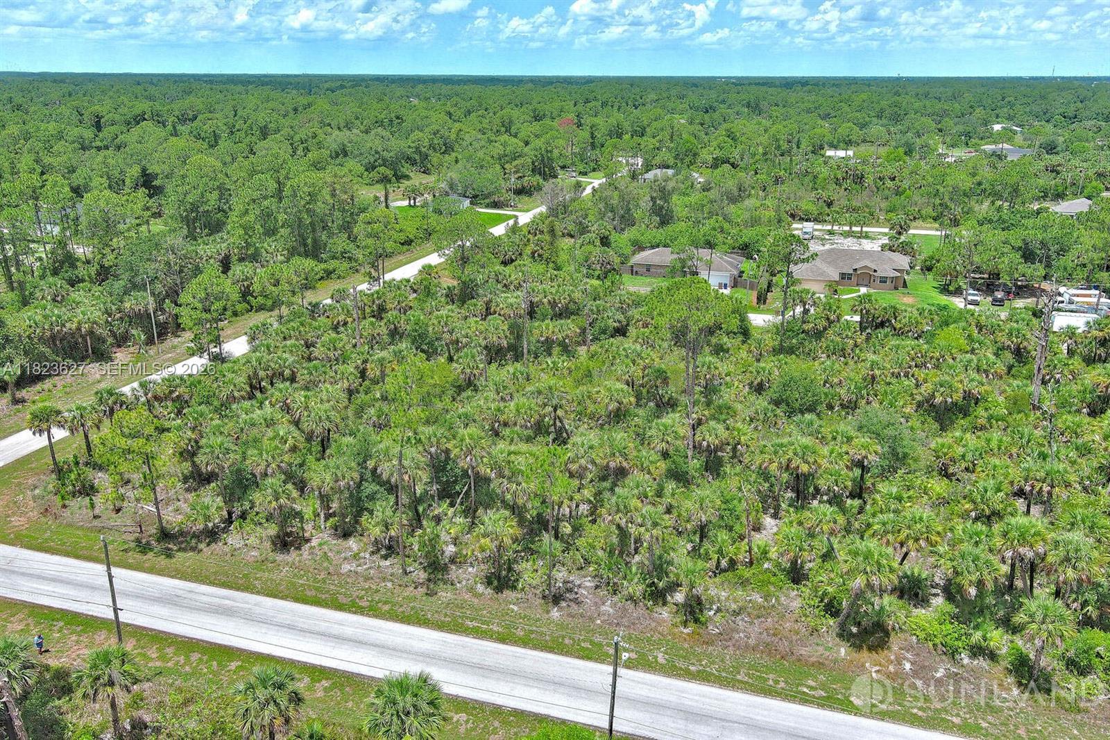 LEHIGH ACRES - Land