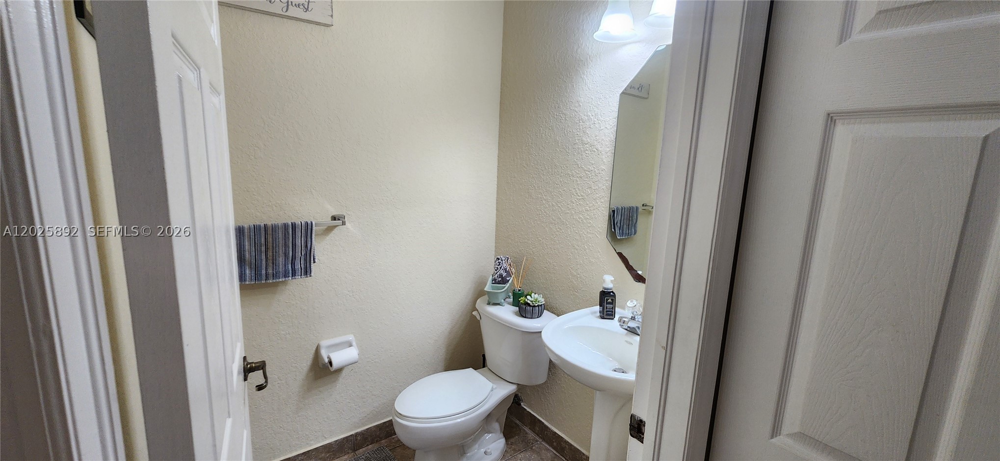 ISLANDS AT DORAL NORTHWES - Residential