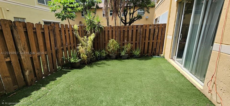 ISLANDS AT DORAL NORTHWES - Residential