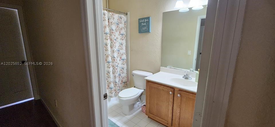 ISLANDS AT DORAL NORTHWES - Residential