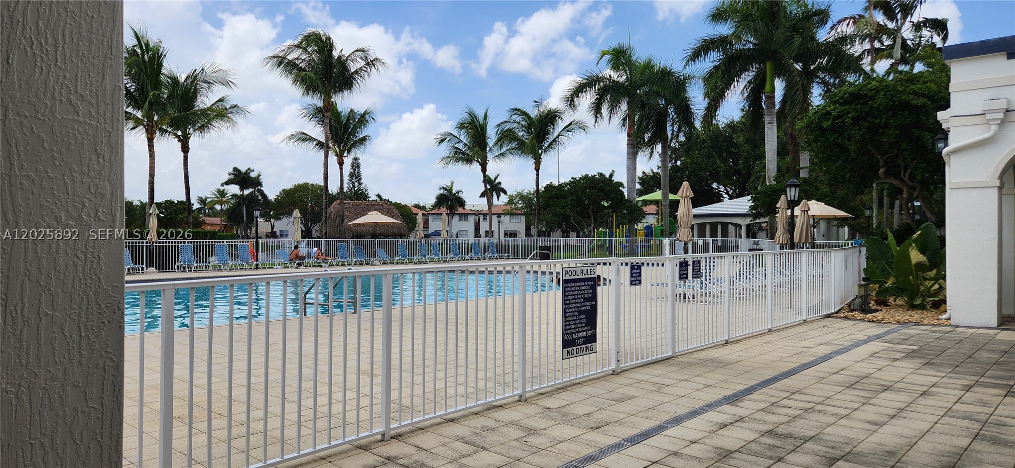 ISLANDS AT DORAL NORTHWES - Residential